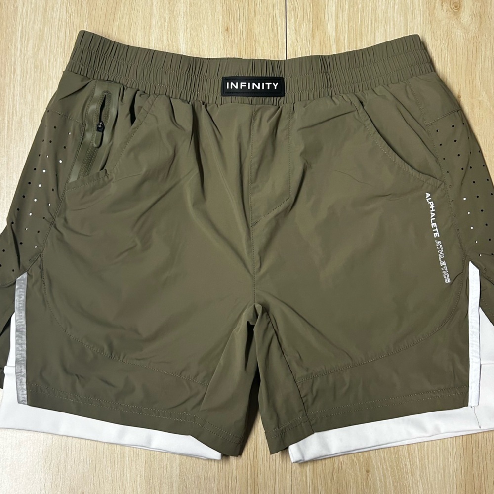 INFINITY SPEED SHORT
